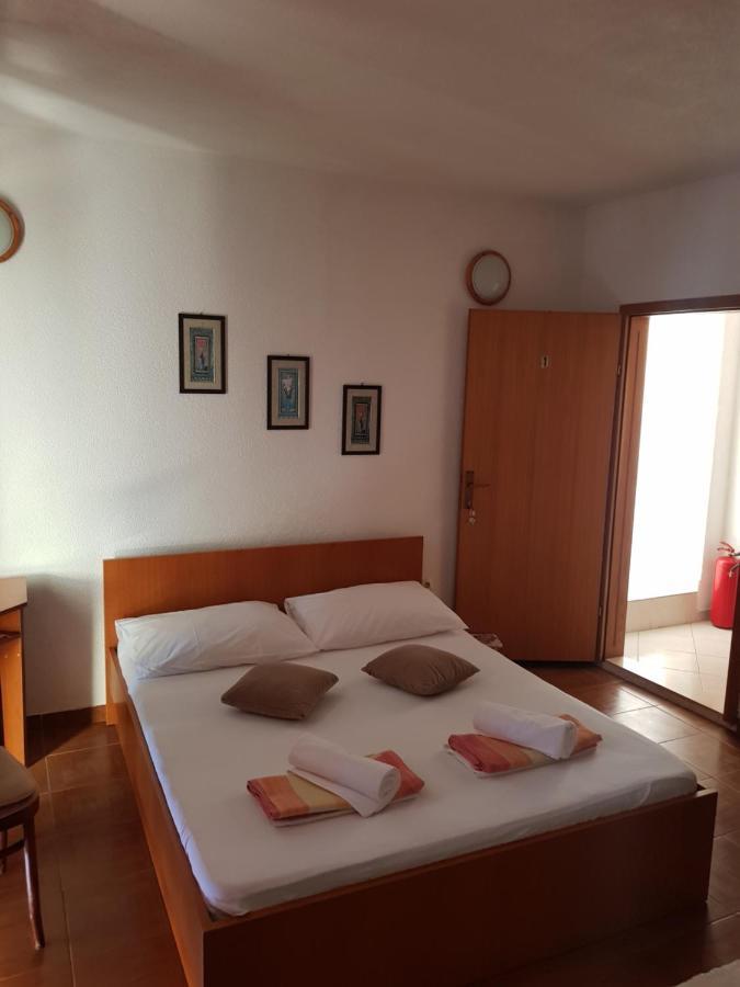 Apartmani Laguna Gradac  Buitenkant foto