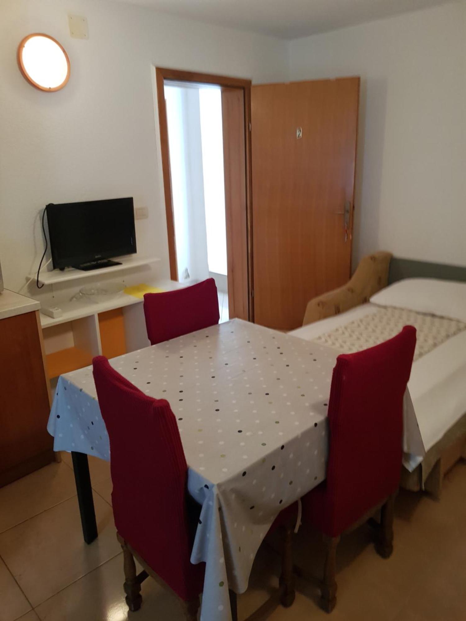 Apartmani Laguna Gradac  Buitenkant foto